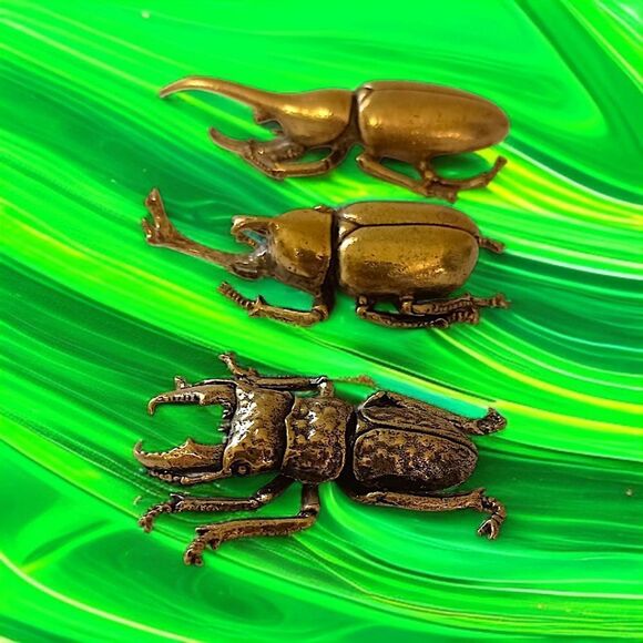 3 Metal Insect Figures Bugs Beetles Gold Tone Steampunk Halloween Cake Topper - Picture 13 of 15